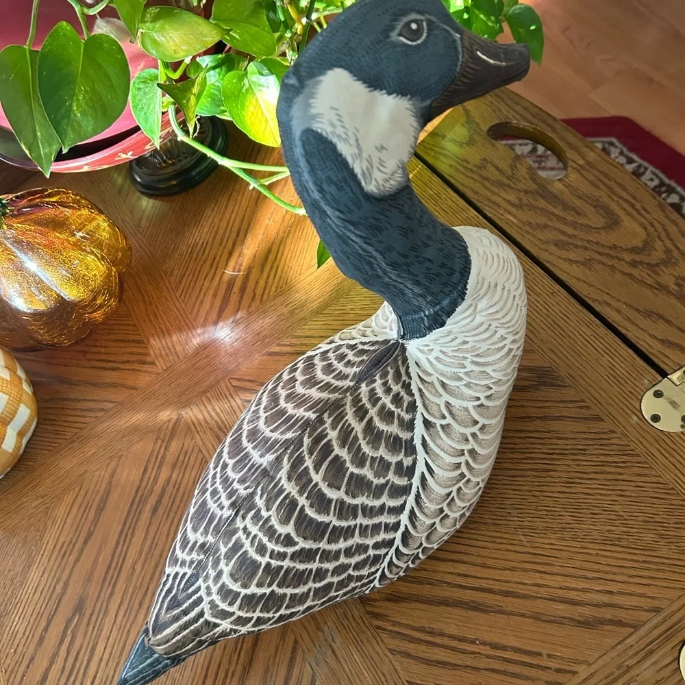 Vintage canadian goose